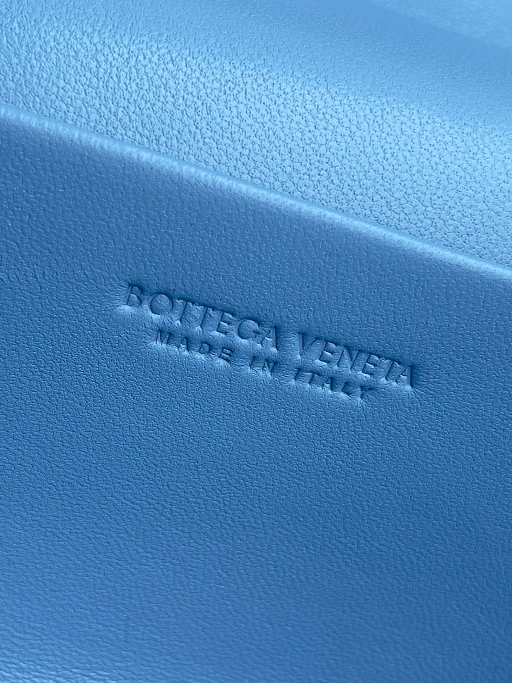 Bottega Veneta Bang Bang Vanity Case 789109 Blue