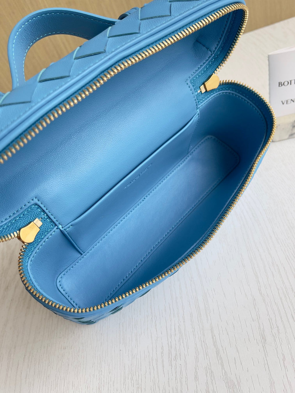 Bottega Veneta Bang Bang Vanity Case 789109 Blue