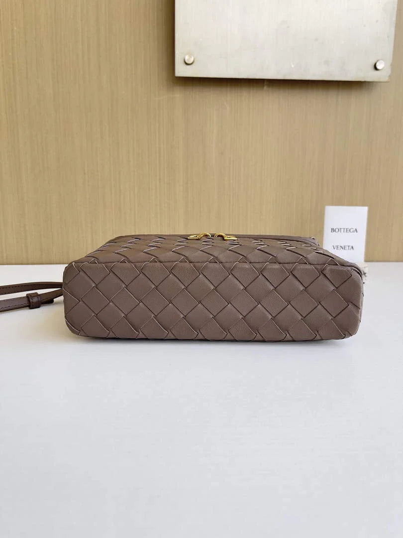 Bottega Veneta Bang Bang Vanity Case 789109 Calfskin Khaki