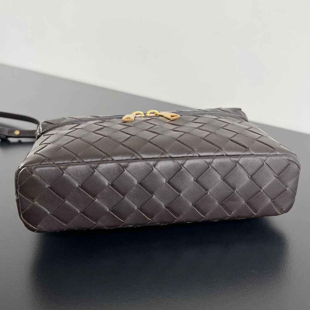 Bottega Veneta Bang Bang Vanity Case 789109 Calfskin coffee