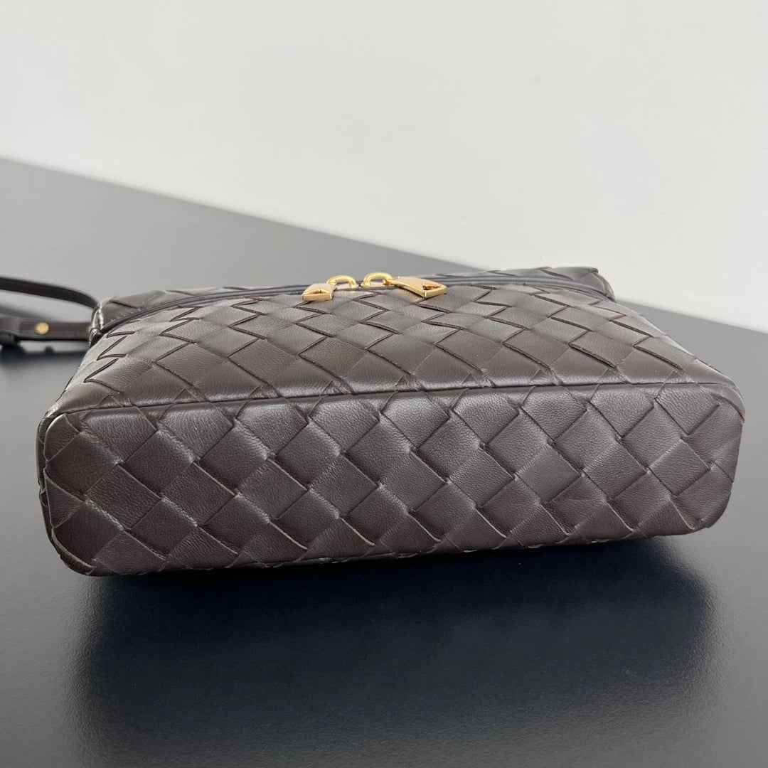 Bottega Veneta Bang Bang Vanity Case 789109 Calfskin coffee