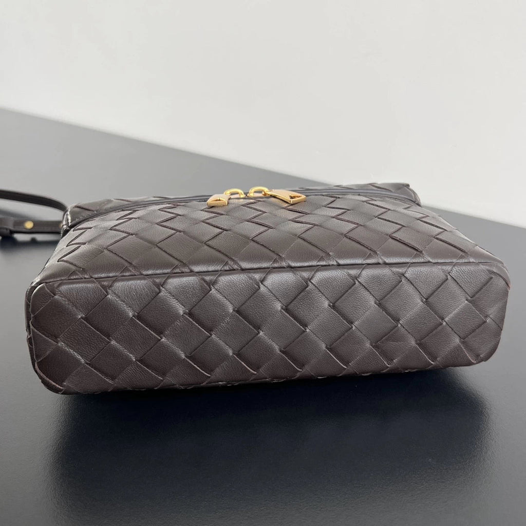 Bottega Veneta Bang Bang Vanity Case 789109 Calfskin coffee