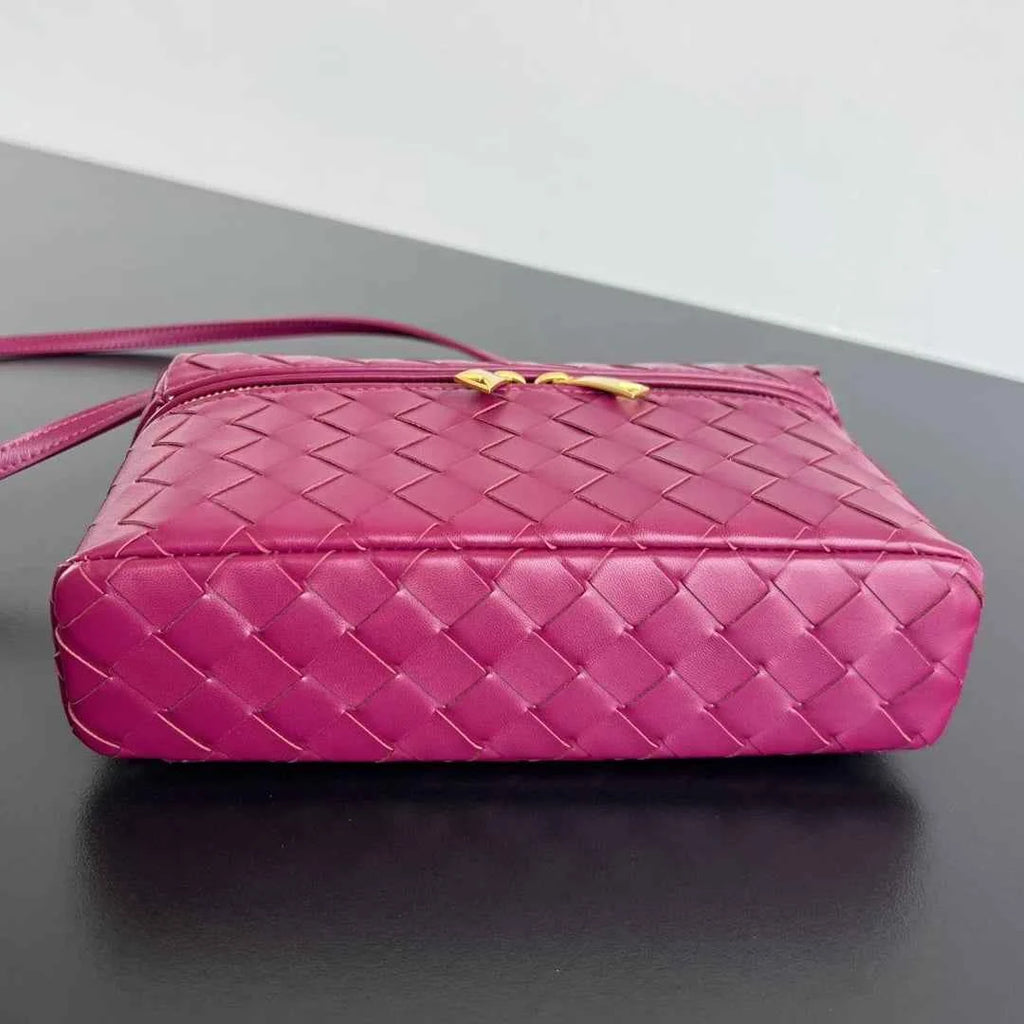 Bottega Veneta Bang Bang Vanity Case 789109 Calfskin purple