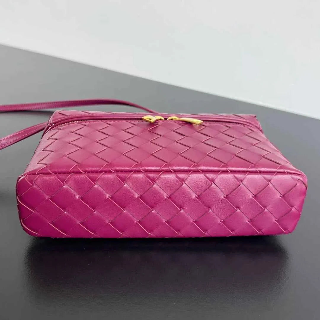 Bottega Veneta Bang Bang Vanity Case 789109 Calfskin purple