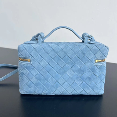 Bottega Veneta Bang Bang Vanity Case 789109 Suede blue