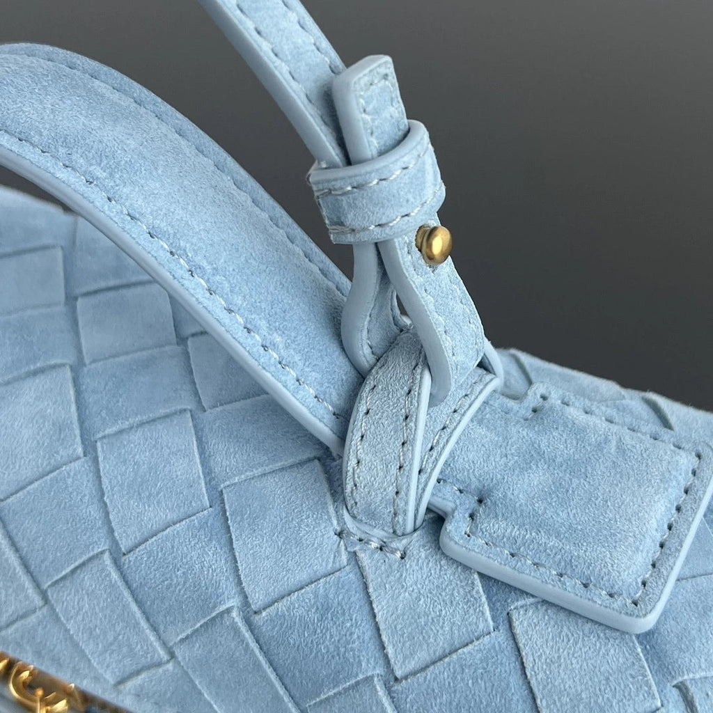 Bottega Veneta Bang Bang Vanity Case 789109 Suede blue