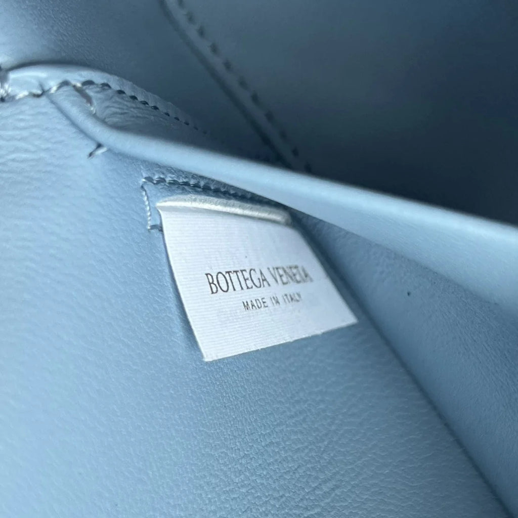 Bottega Veneta Bang Bang Vanity Case 789109 Suede blue