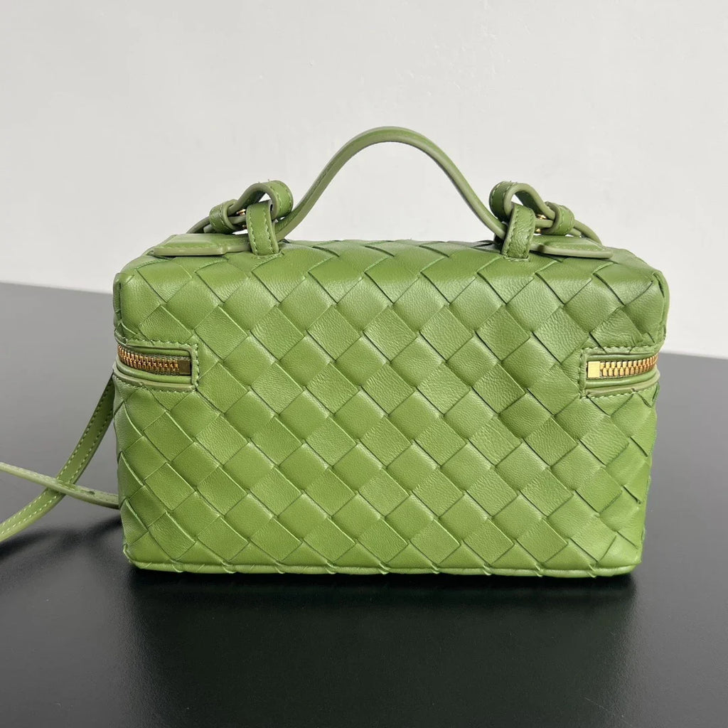 Bottega Veneta Bang Bang Vanity Case 789109 Calfskin green