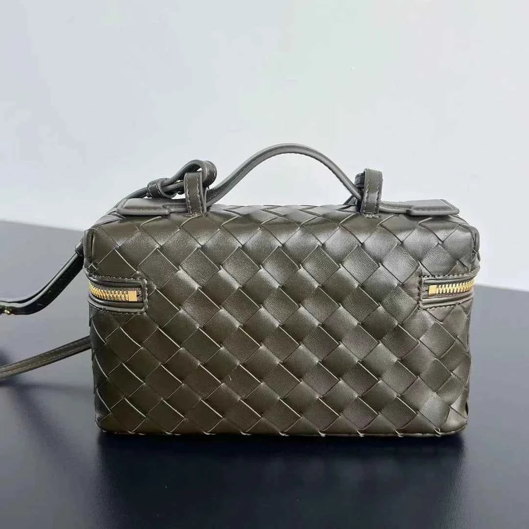 Bottega Veneta Bang Bang Vanity Case 789109 Calfskin dark green