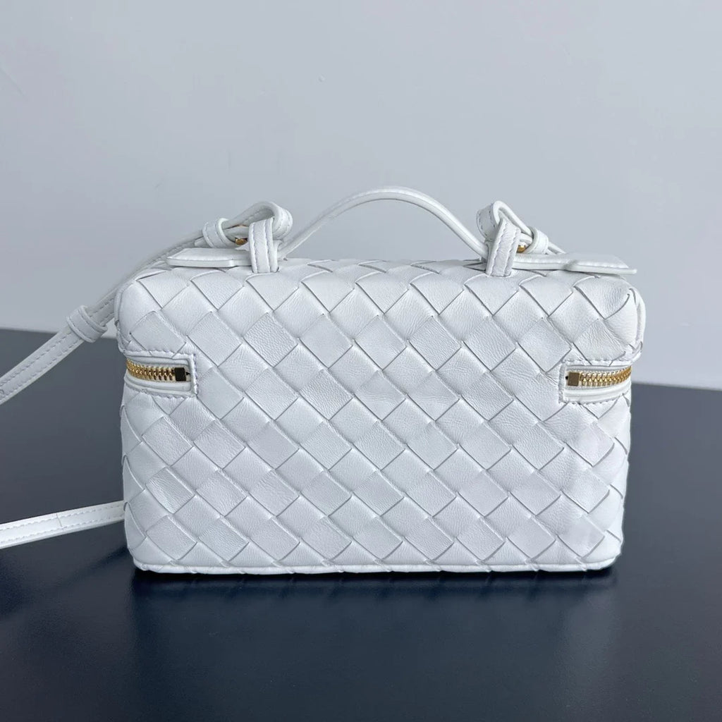 Bottega Veneta Bang Bang Vanity Case 789109 Calfskin white