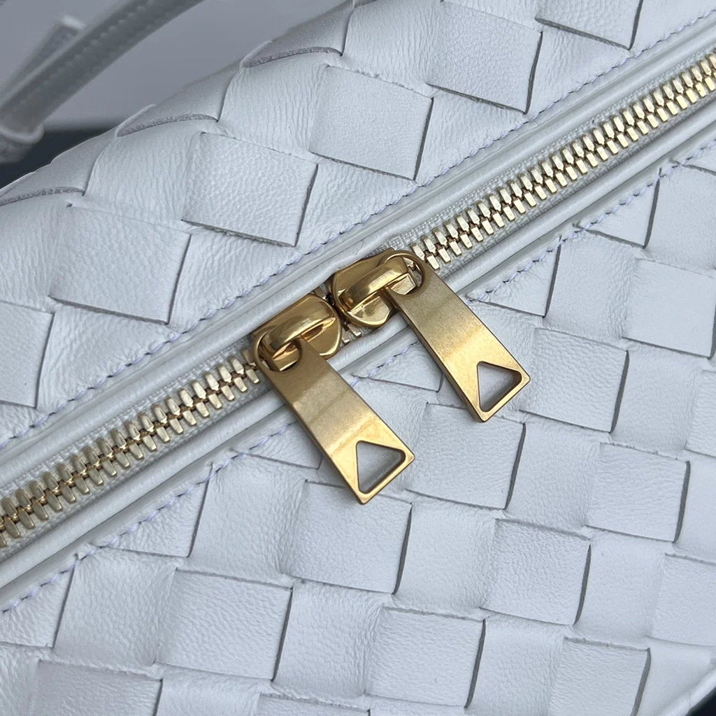 Bottega Veneta Bang Bang Vanity Case 789109 Calfskin white