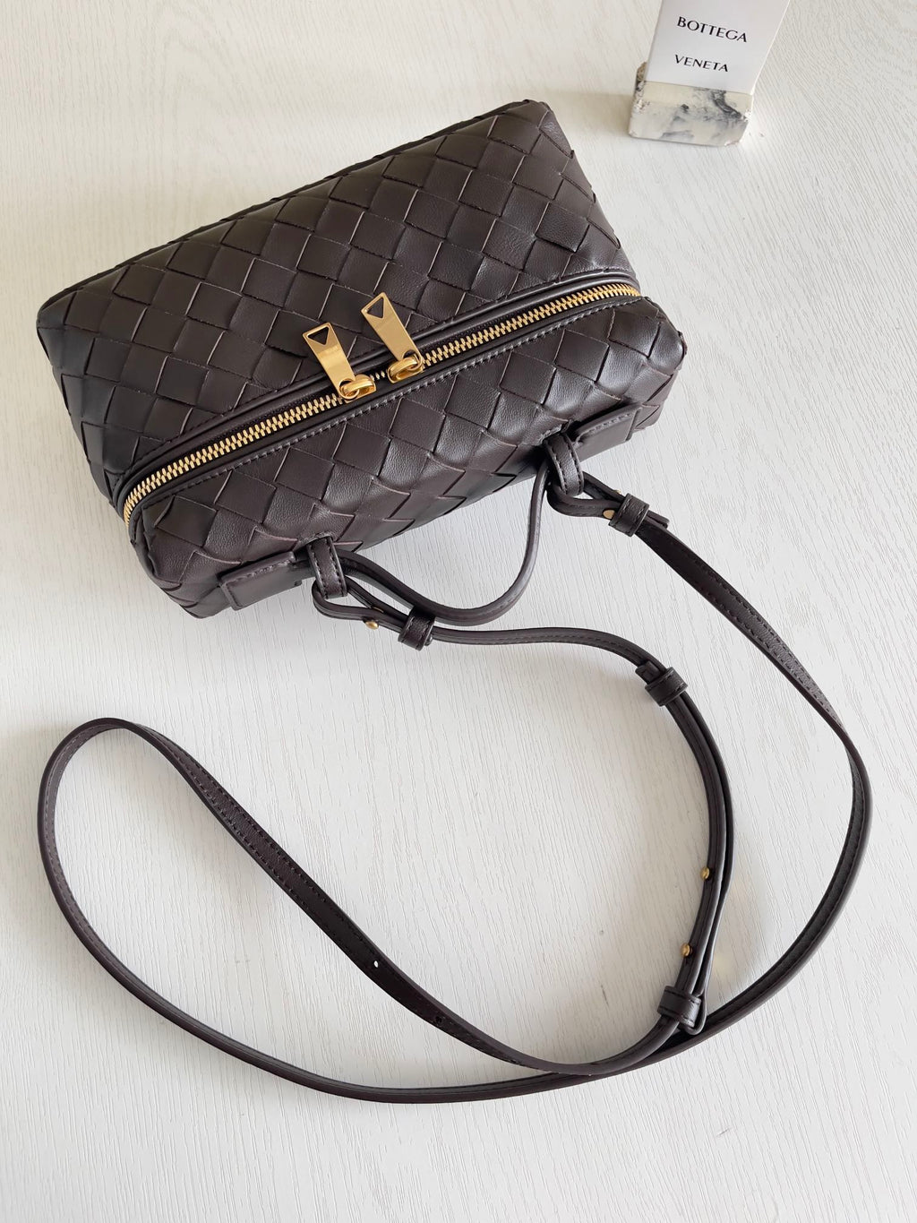 Bottega Veneta Bang Bang Vanity Case 789109 Brown