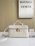 Bottega Veneta Bang Bang Vanity Case 789109 Beige