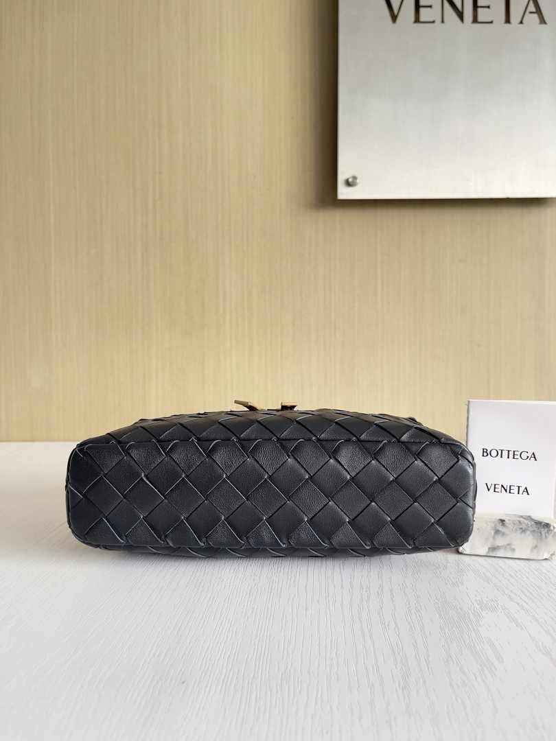 Bottega Veneta Bang Bang Vanity Case 789109 Black