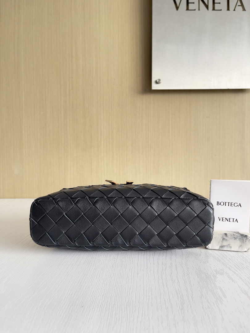 Bottega Veneta Bang Bang Vanity Case 789109 Black