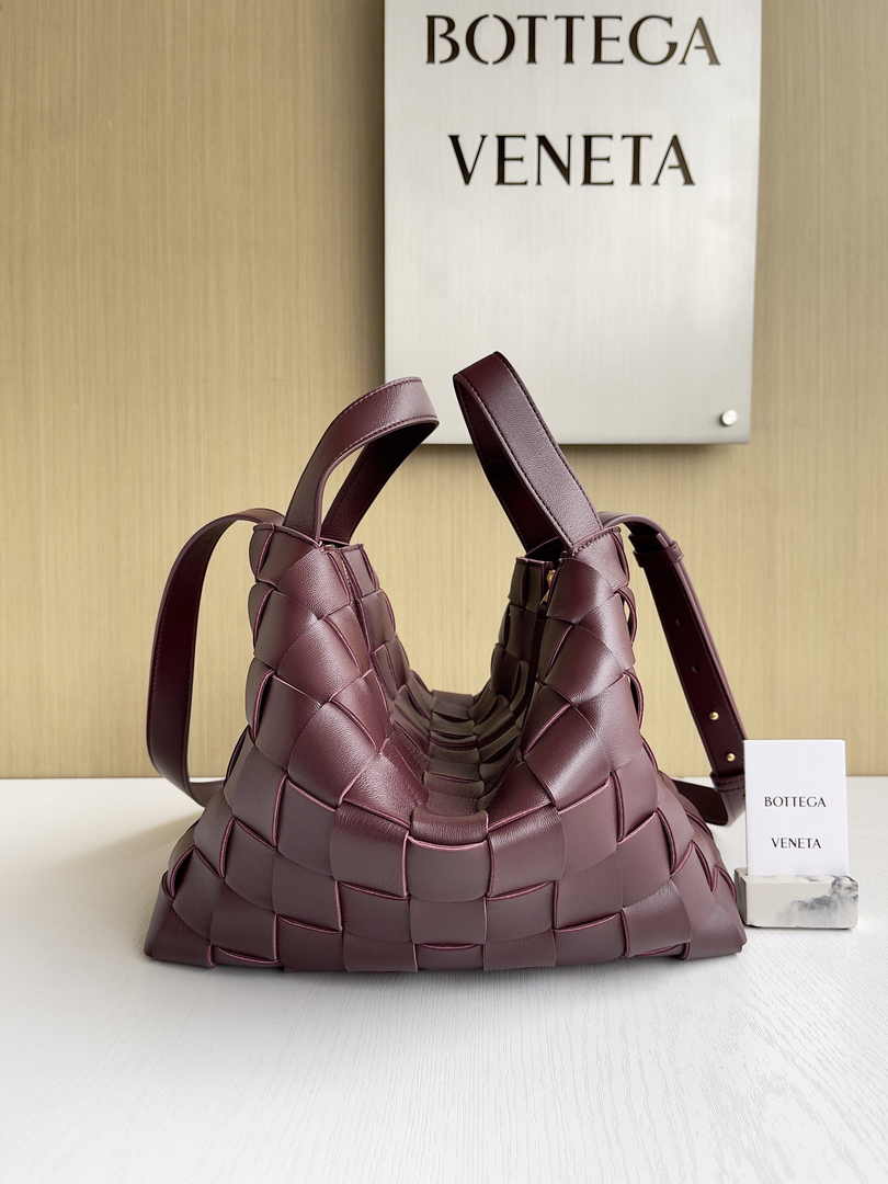 Bottega Veneta Bowling Cassette Bag 730327 Lambskin Wine Red