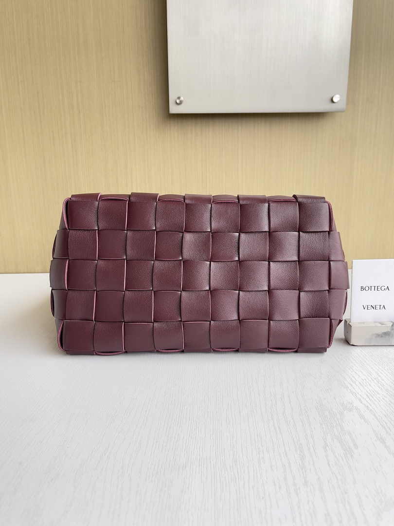 Bottega Veneta Bowling Cassette Bag 730327 Lambskin Wine Red