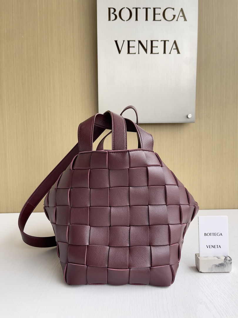 Bottega Veneta Bowling Cassette Bag 730327 Lambskin Wine Red