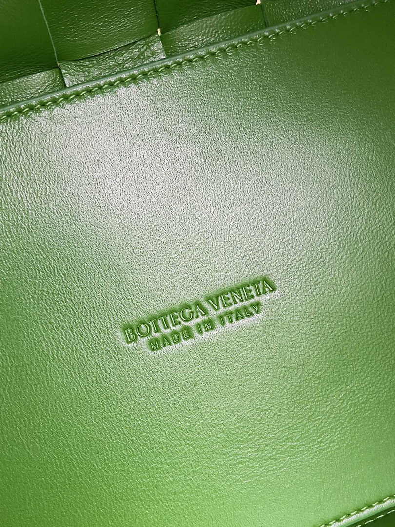 Bottega Veneta Bowling Cassette Bag 730327 Lambskin Green