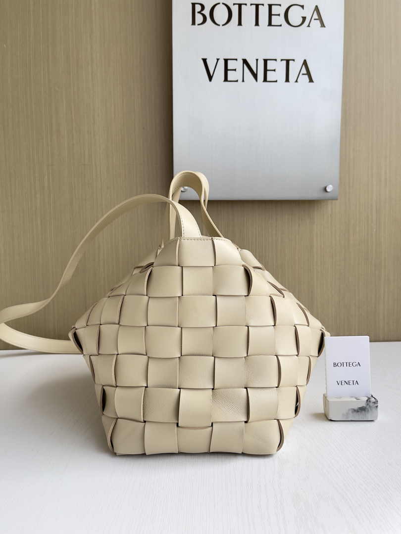 Bottega Veneta Bowling Cassette Bag 730327 Lambskin Dark Beige