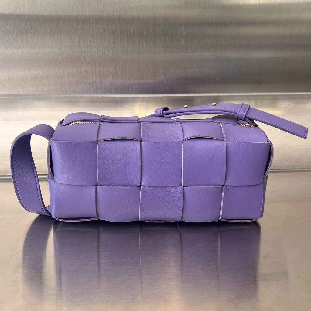 Bottega Veneta BV 729166 Small Brick Cassette In Purple