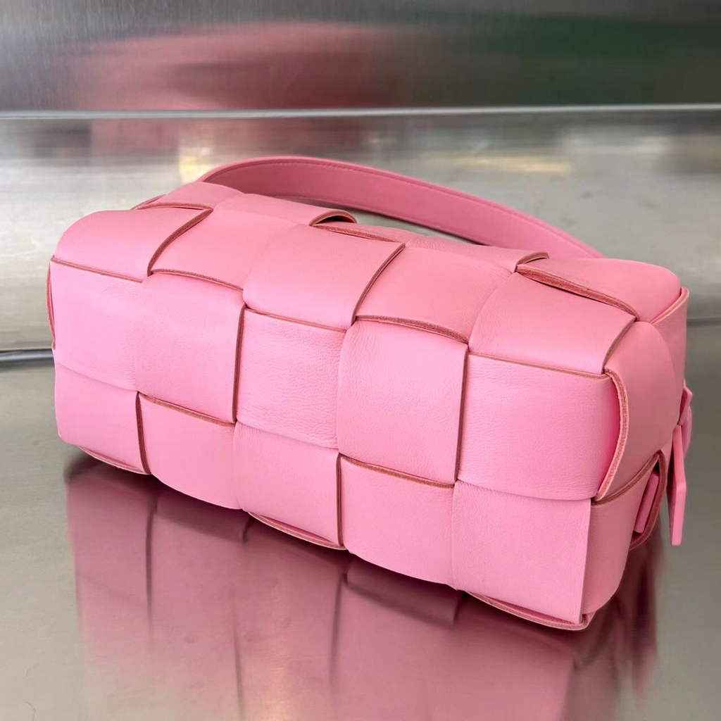 Bottega Veneta BV 729166 Small Brick Cassette In Pink
