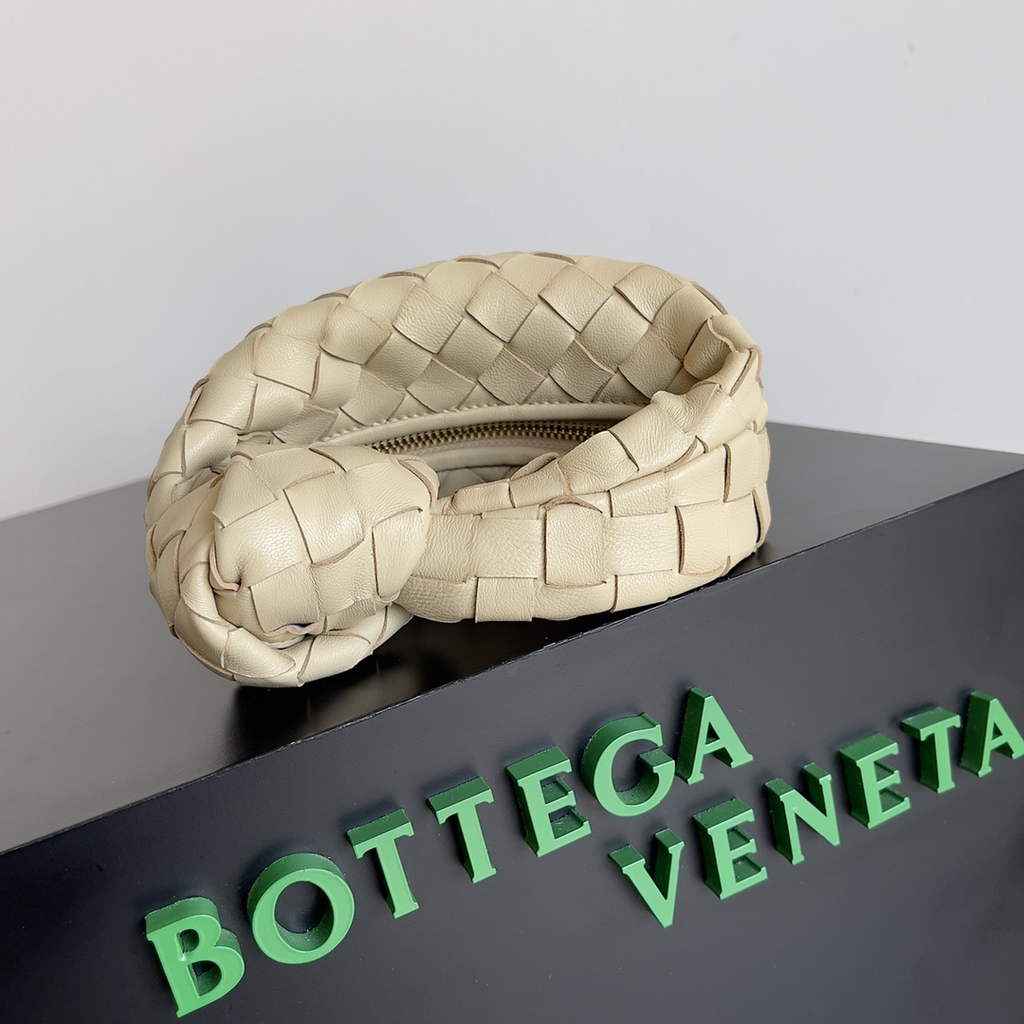 Bottega Veneta Candy Jodie bag 730828 Calfskin Beige