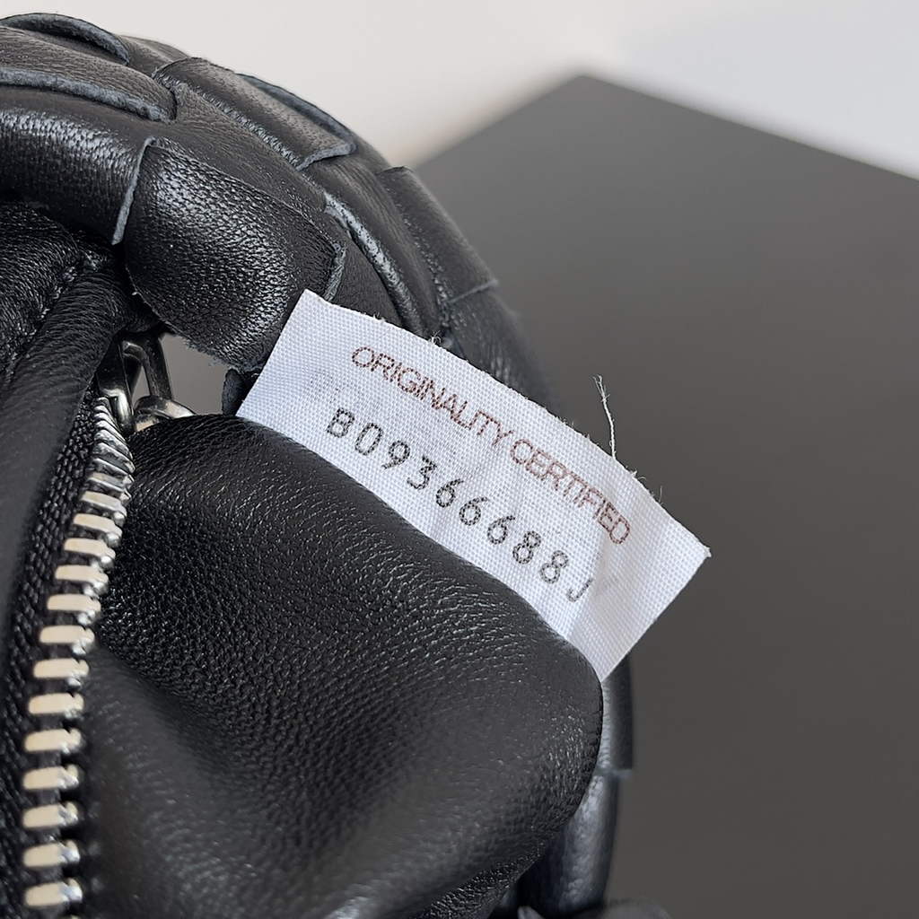 Bottega Veneta Candy Jodie bag 730828 Calfskin Black