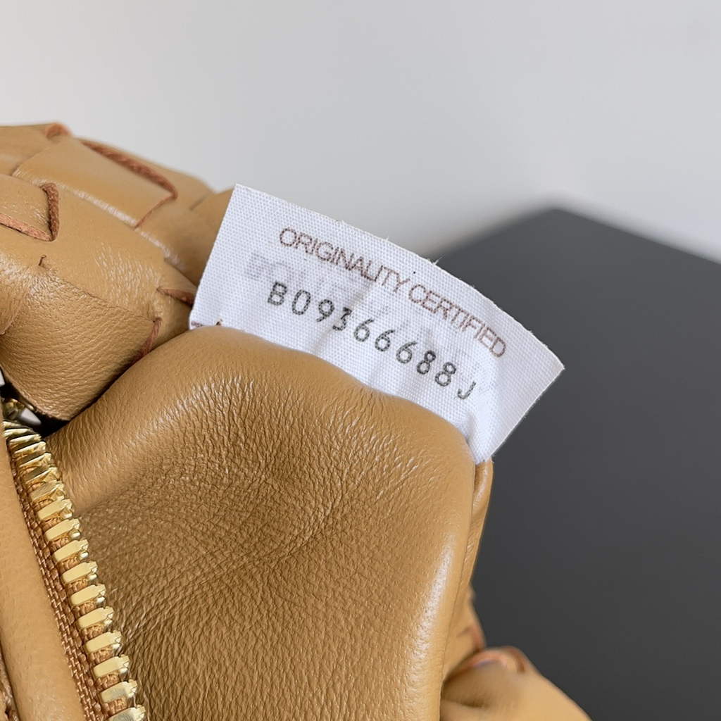 Bottega Veneta Candy Jodie bag 730828 Calfskin Tan