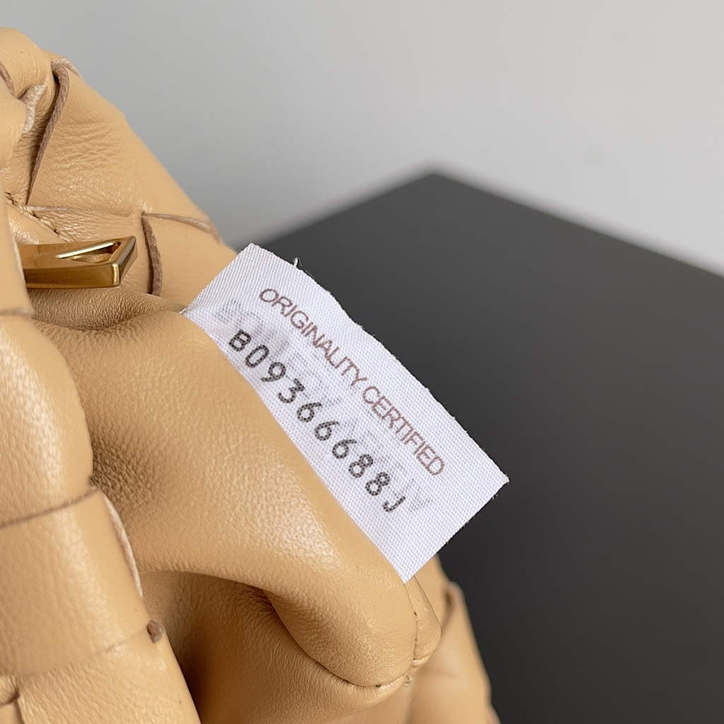 Bottega Veneta Candy Jodie bag 730828 Calfskin Apricot