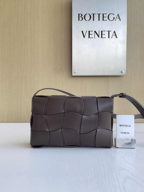Bottega Veneta Cassette 755161 Lambskin Light Brown