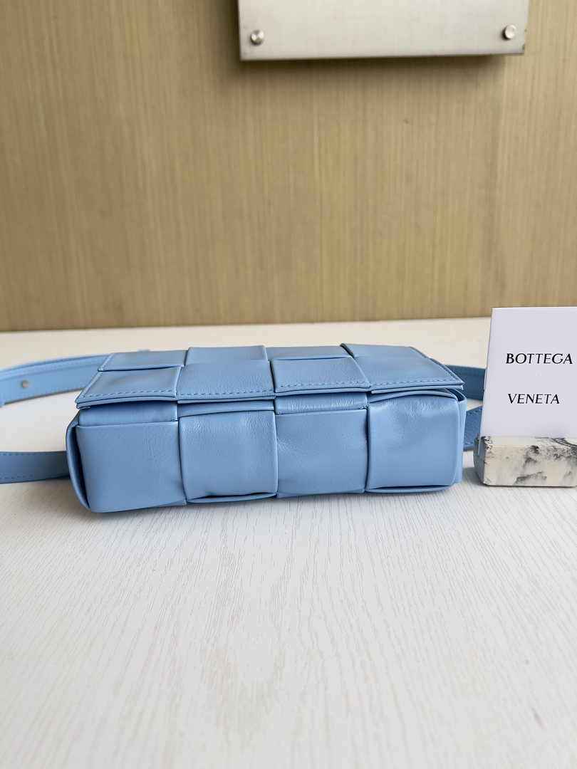Bottega Veneta Cassette Belt Bag 651053 Lambskin Blue