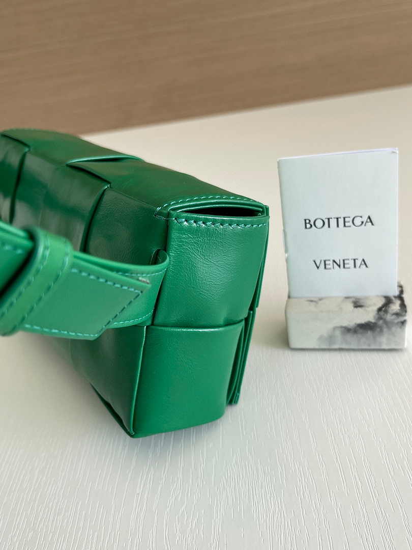 Bottega Veneta Cassette Belt Bag 651053 Lambskin Dark Green