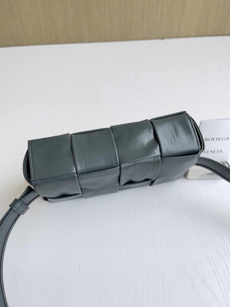 Bottega Veneta Cassette Belt Bag 651053 Lambskin Dark Green