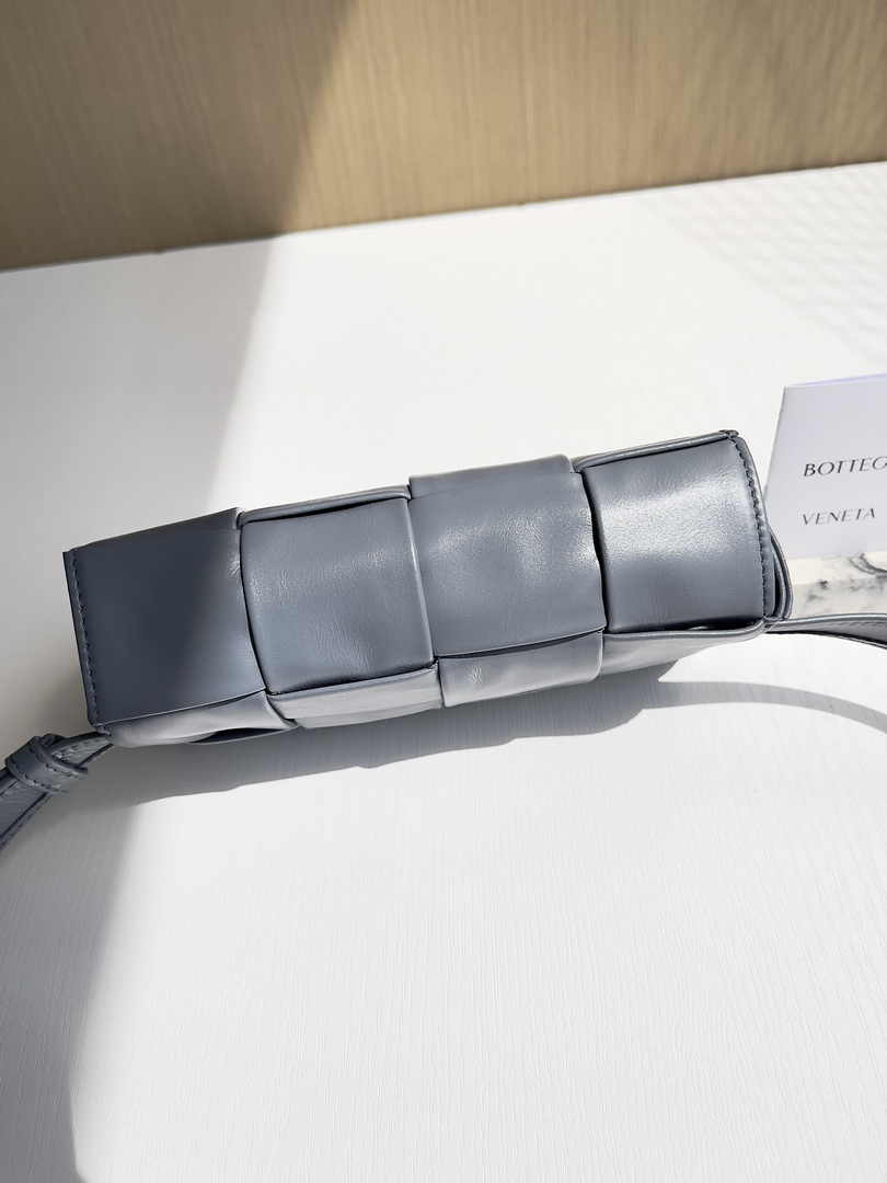 Bottega Veneta Cassette Belt Bag 651053 Lambskin Gray