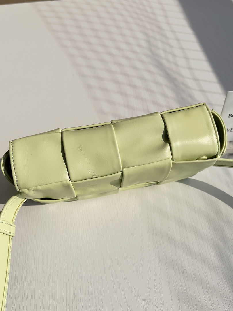 Bottega Veneta Cassette Belt Bag 651053 Lambskin Light Yellow
