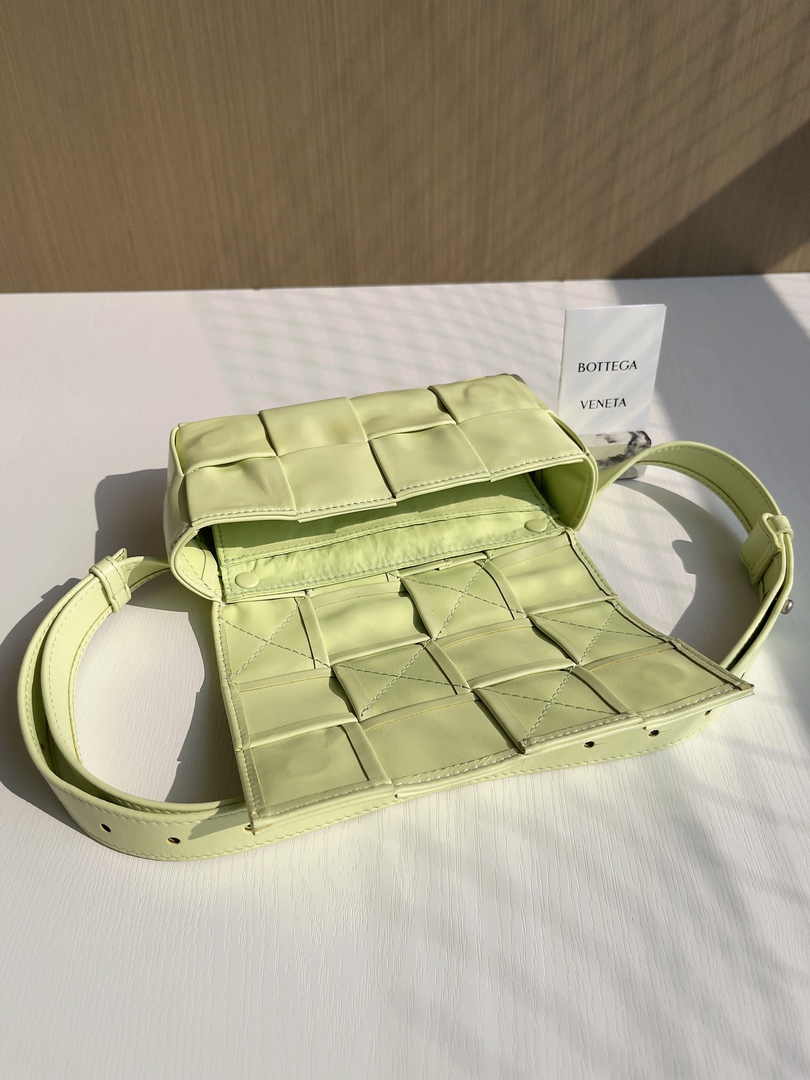 Bottega Veneta Cassette Belt Bag 651053 Lambskin Light Yellow
