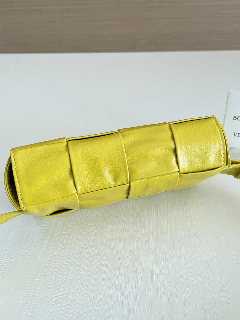 Bottega Veneta Cassette Belt Bag 651053 Lambskin Yellow