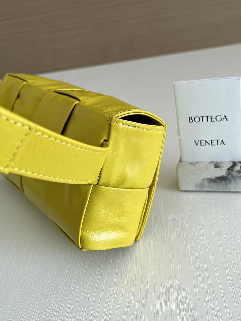 Bottega Veneta Cassette Belt Bag 651053 Lambskin Yellow