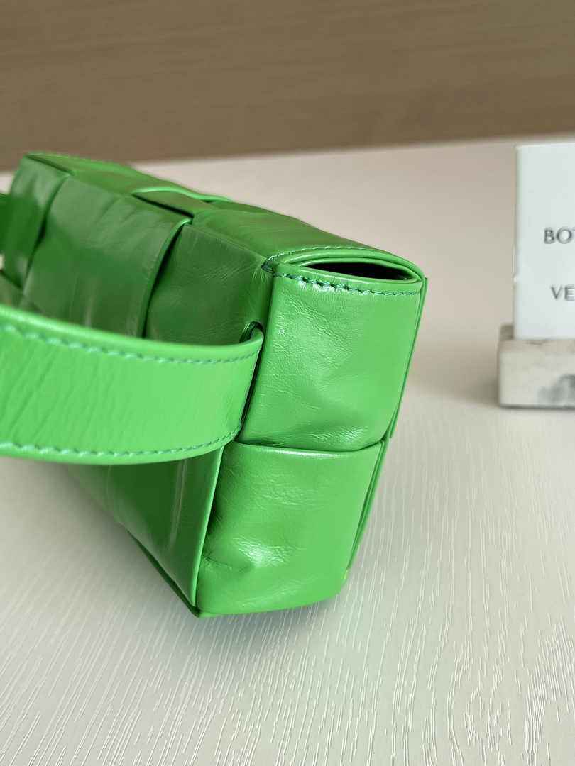 Bottega Veneta Cassette Belt Bag 651053 Lambskin Light Green
