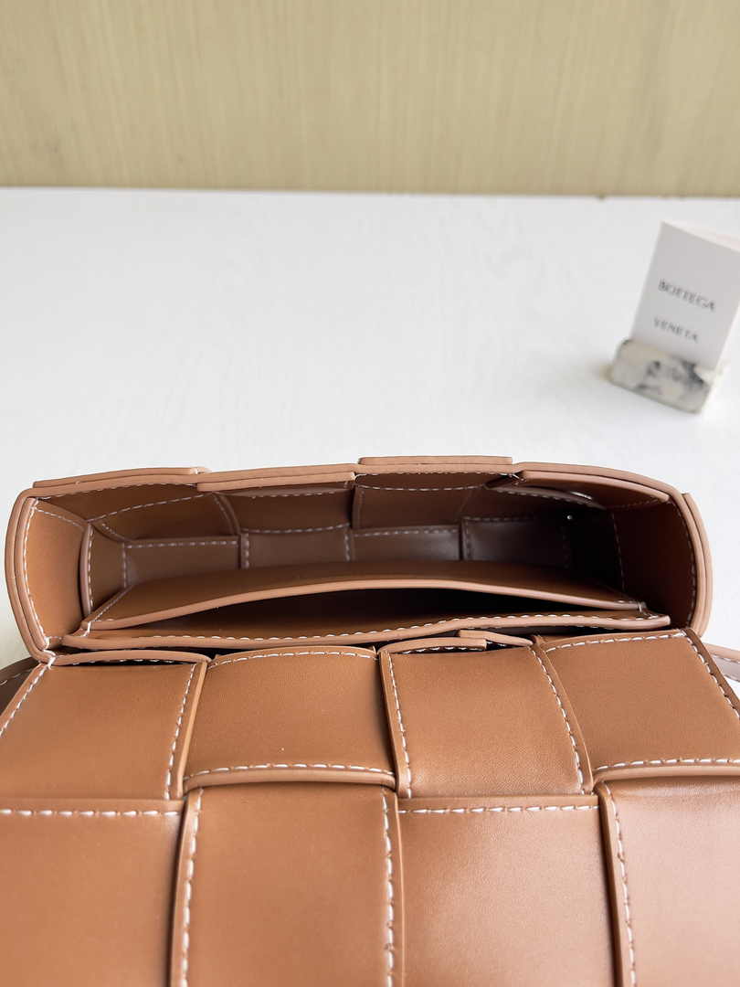 Bottega Veneta Cassette Belt Bag 738000 Lambskin Brown
