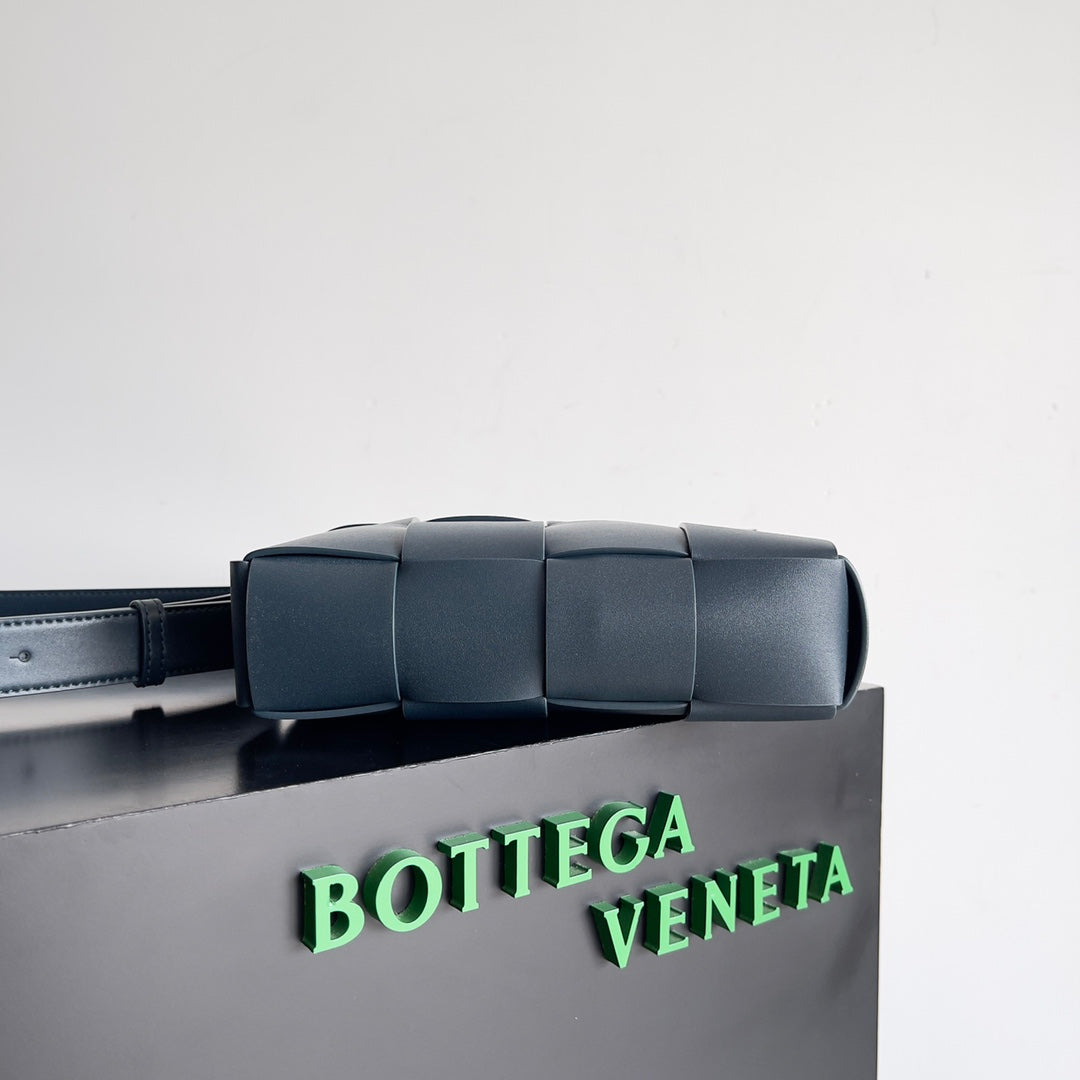 Bottega Veneta Cassette Camera Bag 730027 Calfskin Navy Blue