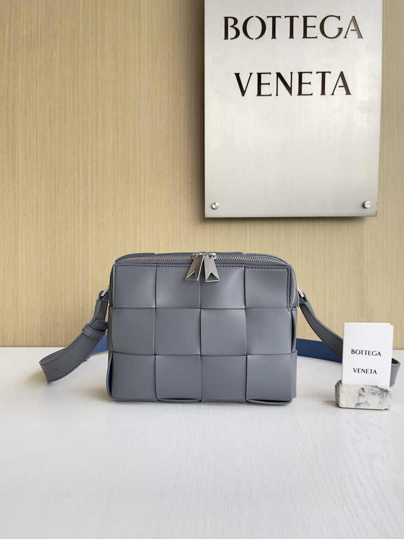 Bottega Veneta Cassette Camera Bag 730027 Gray Calfskin