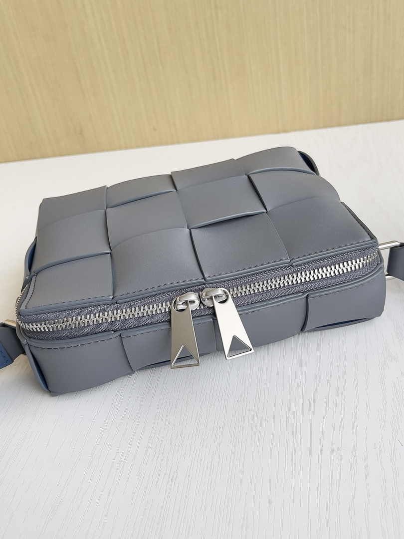 Bottega Veneta Cassette Camera Bag 730027 Gray Calfskin