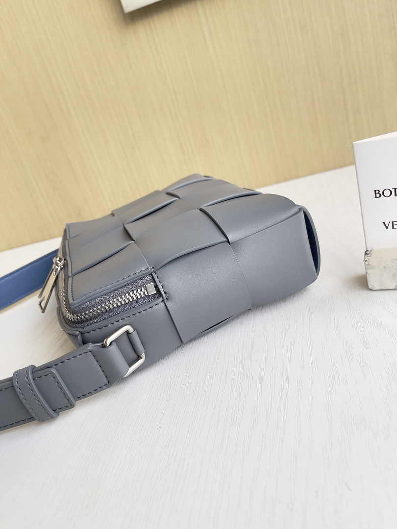 Bottega Veneta Cassette Camera Bag 730027 Gray Calfskin
