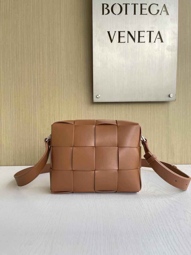 Bottega Veneta Cassette Camera Bag 730027 Calfskin Brown