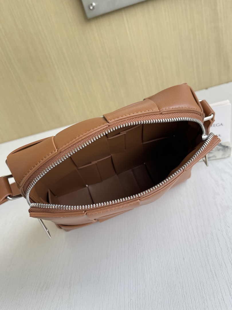 Bottega Veneta Cassette Camera Bag 730027 Calfskin Brown