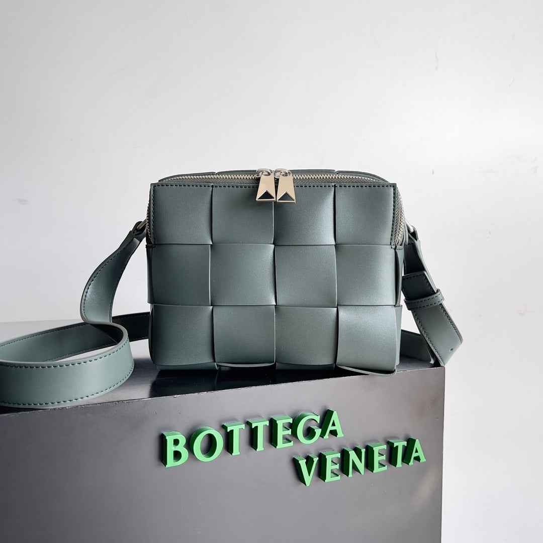 Bottega Veneta Cassette Camera Bag 730027 Dark Green Calfskin