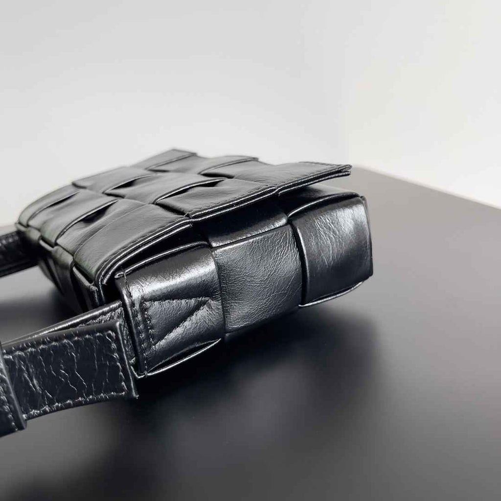 Bottega Veneta Small Cassette 717587 Lambskin Black