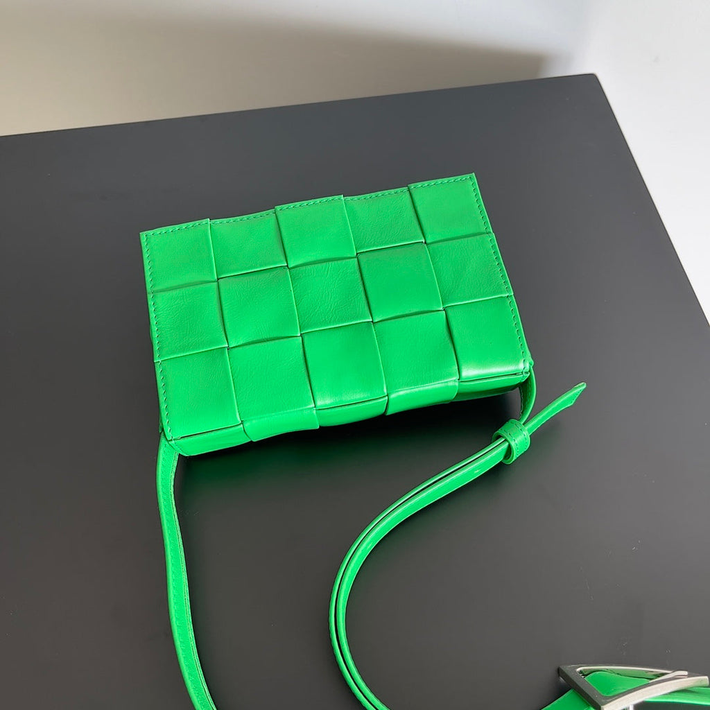 Bottega Veneta Cassette Small 717587 Lambskin Green